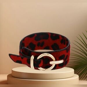 Women's FAUX fur cuff